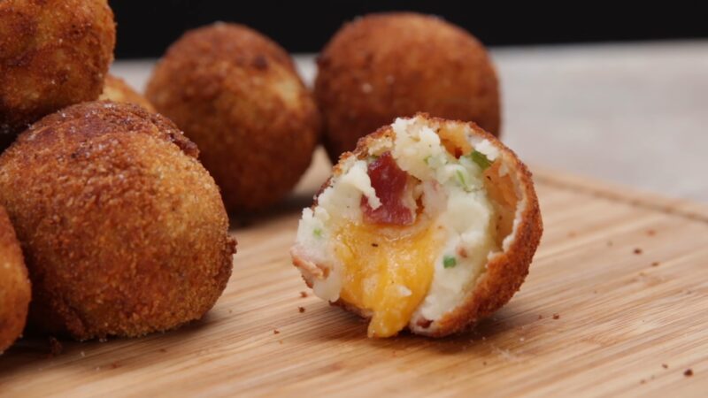 Cheese Stuffed Mashed Potato Balls