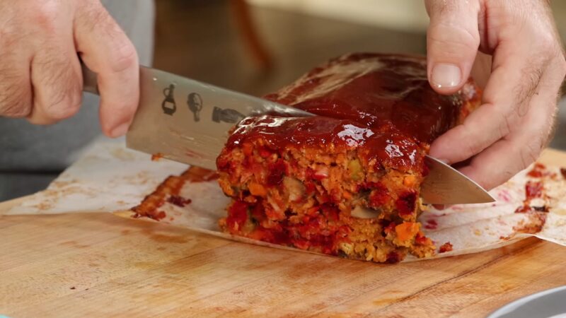 Meatloaf without eggs and breadcrumbs